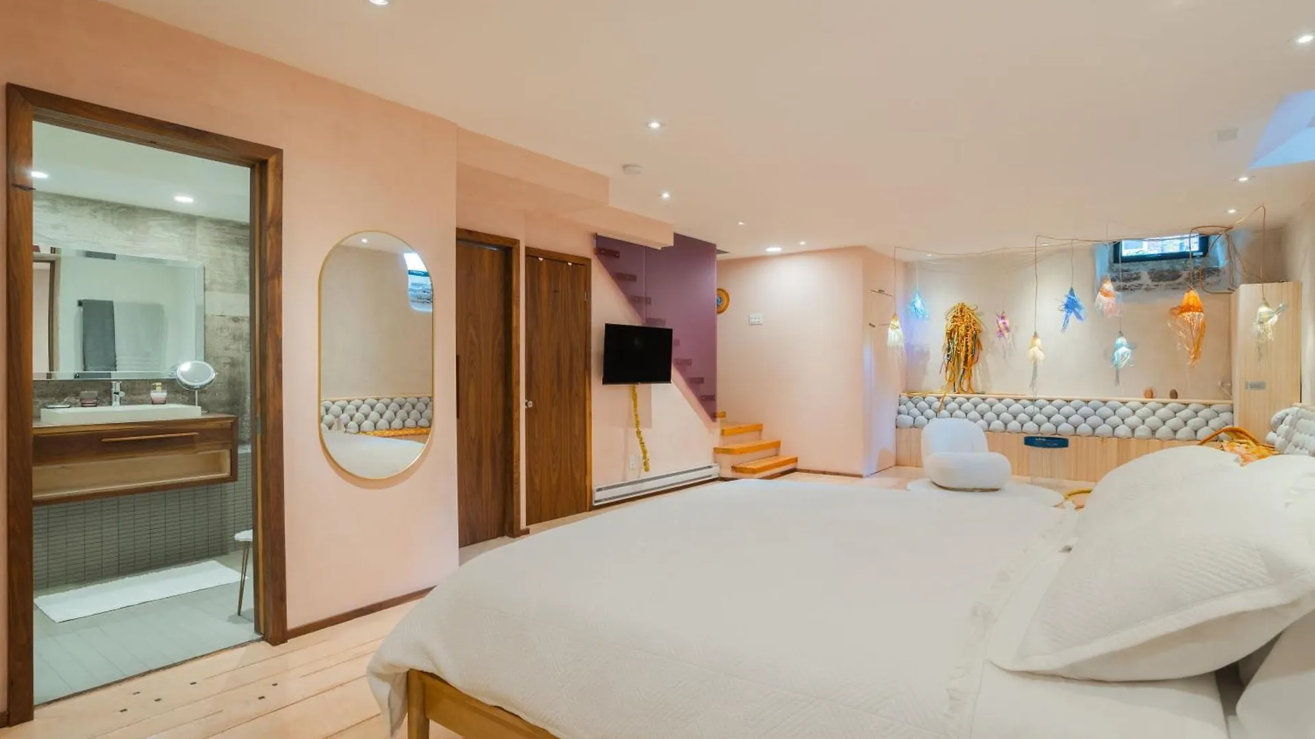 Apartment Chez Moi, Mtl Cozy -Plateau- Superbe Stay- 2 Nice Beds Montreal Canada